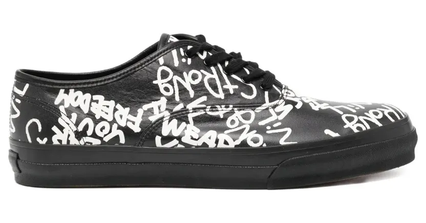 Comme Des Garçons “Black” (DRPK104)