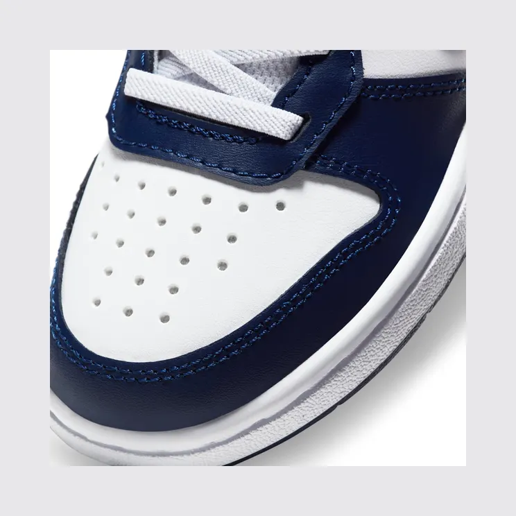 nike-signal CD7783-107