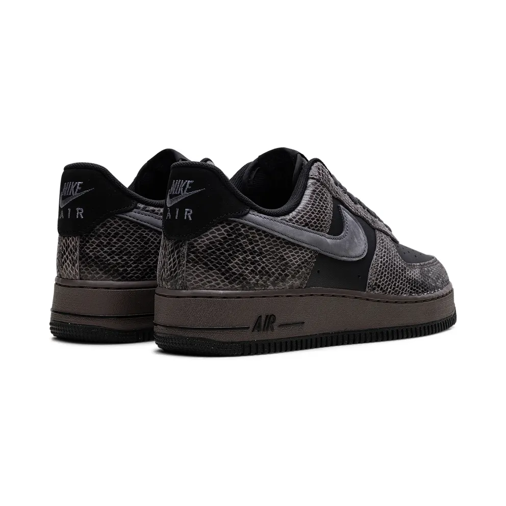 Nike Air Force 1 Low “Off Noir Snakeskin” (HF2898-001)