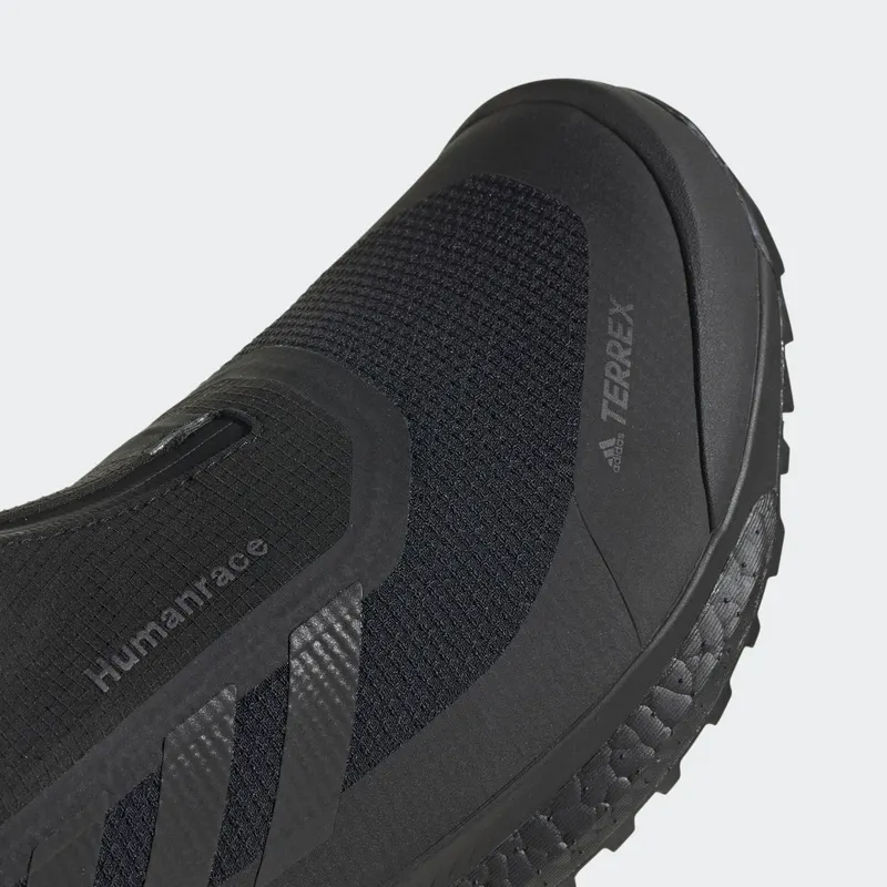 adidas Pharrell Williams Terrex Free Hiker COLD.RDY Hiking Core Black / Core Black / Core Black (GZ9820)