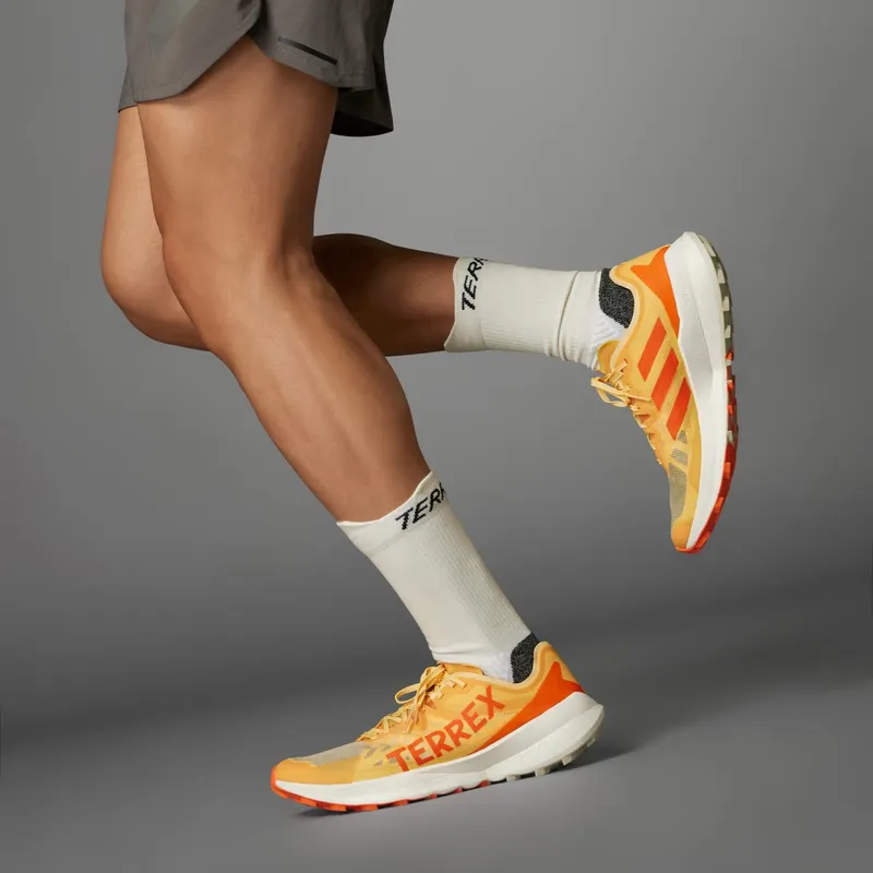 adidas-terrex IG8015