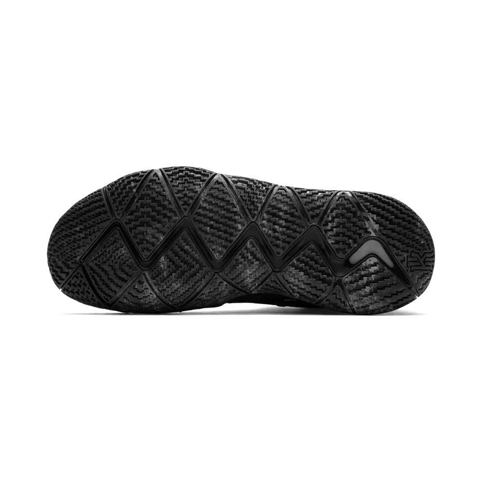 Nike Kyrie 4 Blackout