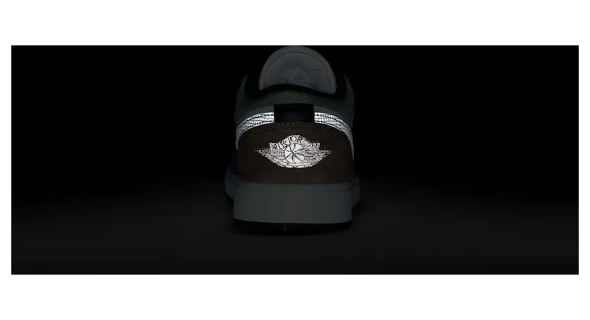 air-jordan-1 HV5973-101