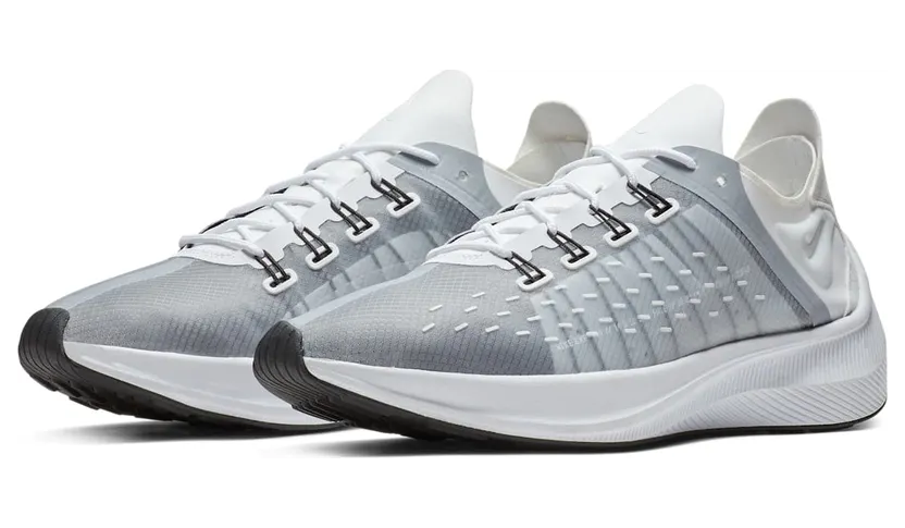 nike-sneaker AO1554-100