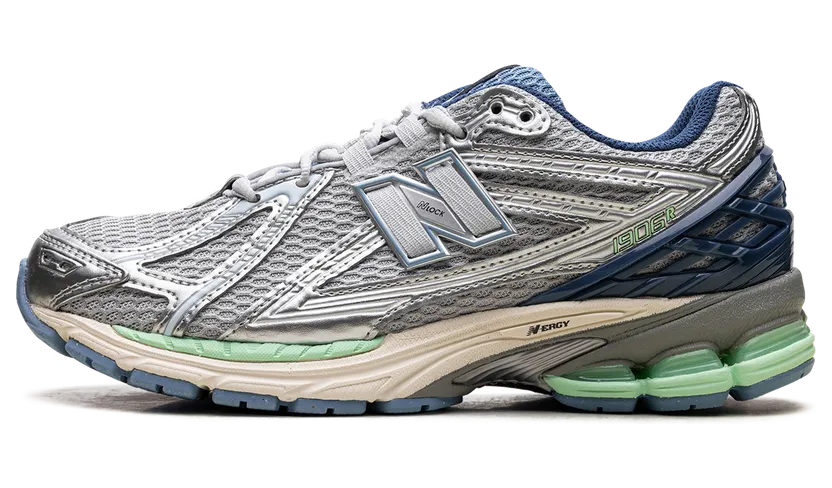 New Balance 1906 “Still Water”: grijsblauw zonder grote woorden