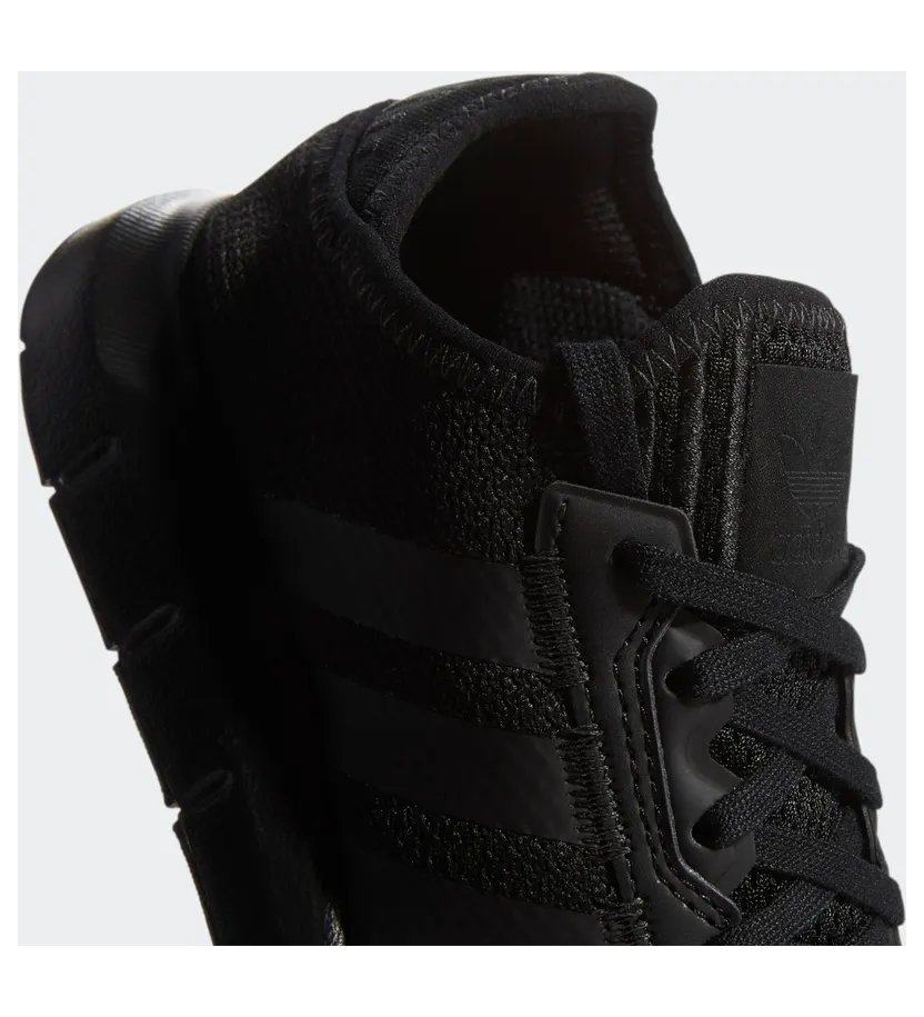 adidas-swift-run FY2153