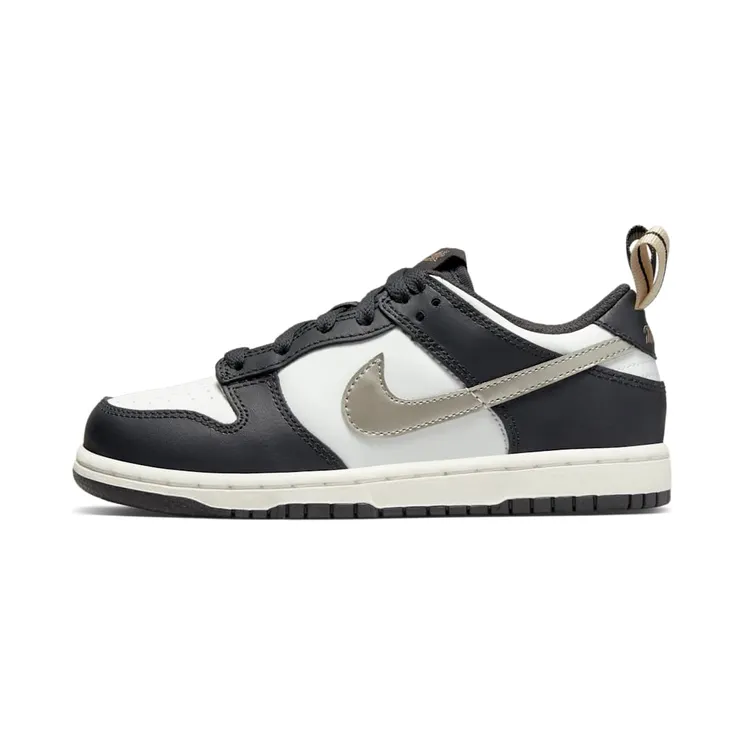 Nike Dunk Low SE Off Noir “Off-Noir / Summit White / Metallic Gold Star / Metallic Pewter” (DR6918-001)