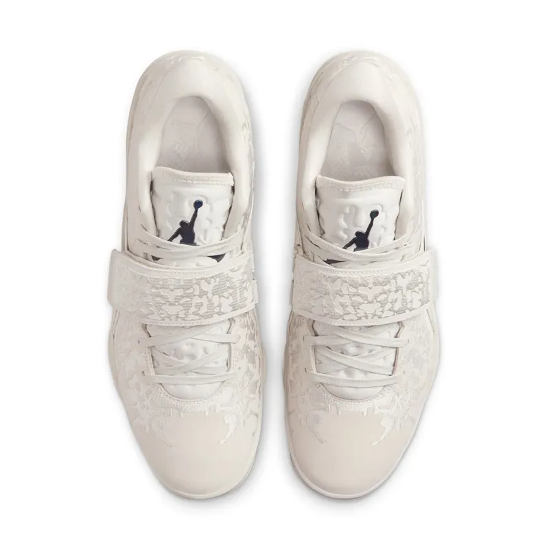 Jordan Zion 3 SE M.U.D. Light Bone (FN1714-040)