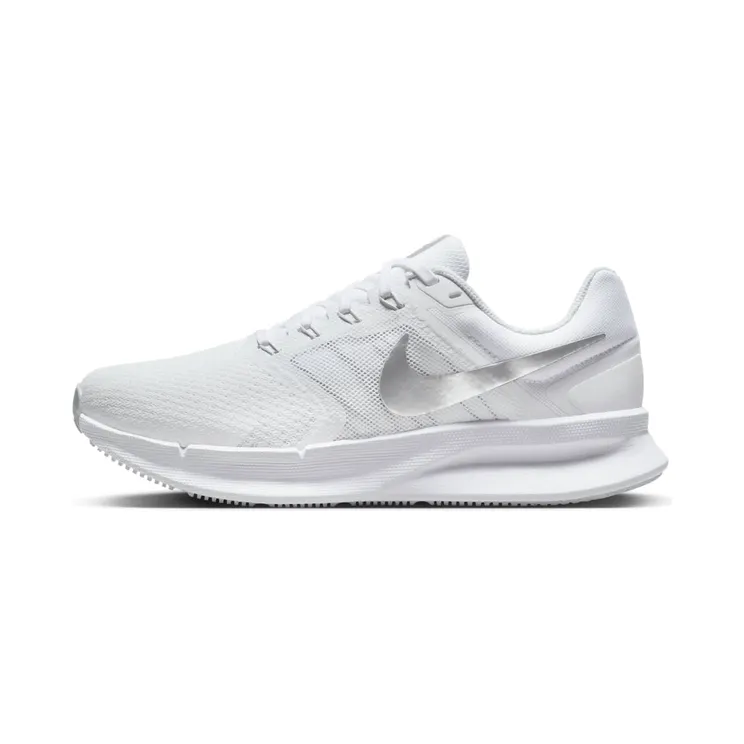 Nike Run Swift 3 “White / Pure Platinum / Metallic Silver” (DR2698-101)
