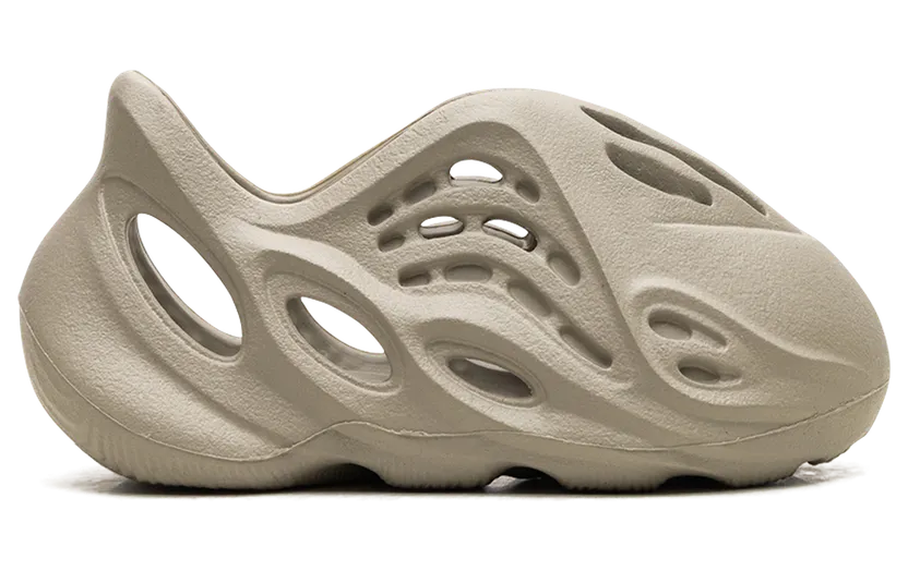 yeezy-foam-runner HP5336