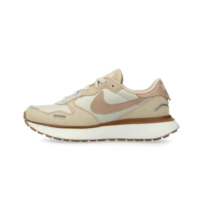 Nike Phoenix Waffle (sanddrift / hemp / sesame / metallic silver) – FD2196-102