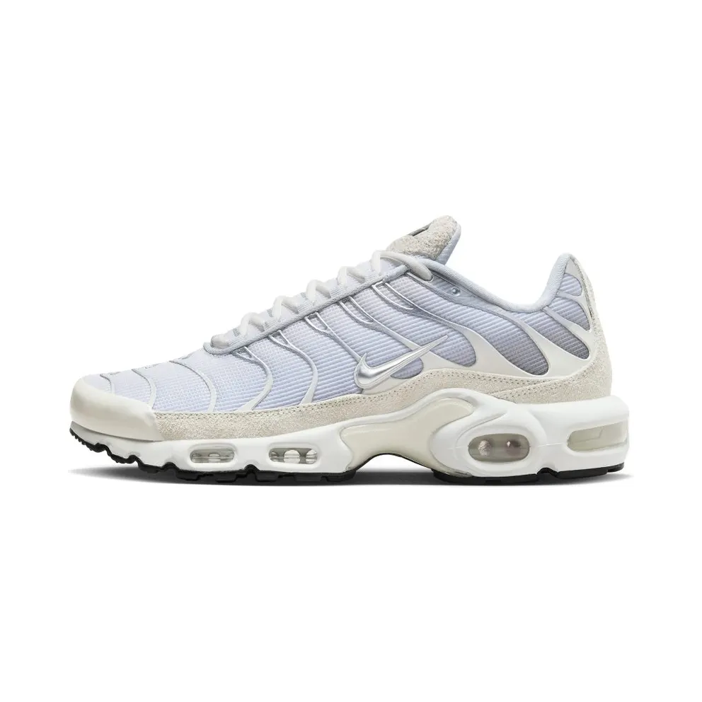 Nike Air Max Plus Pure Platinum/Sail/Wolf Grey/Metallic Silver (FN7813-001)