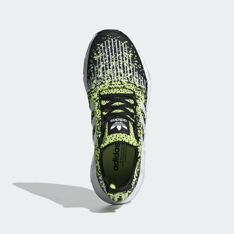 adidas Swift Run Core Black Cloud White Core Black/Cloud White/Solar Yellow (EF5434)
