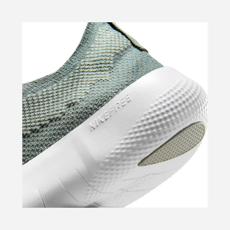 nike-free HF1078-300