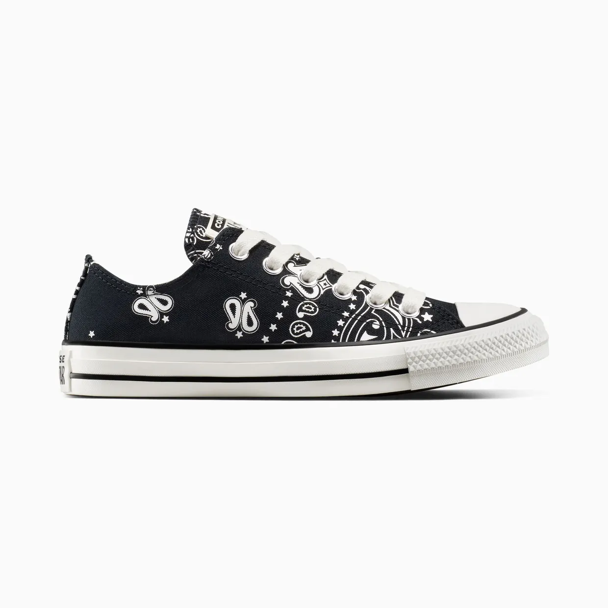 converse-chuck-taylor-all-star A15812C