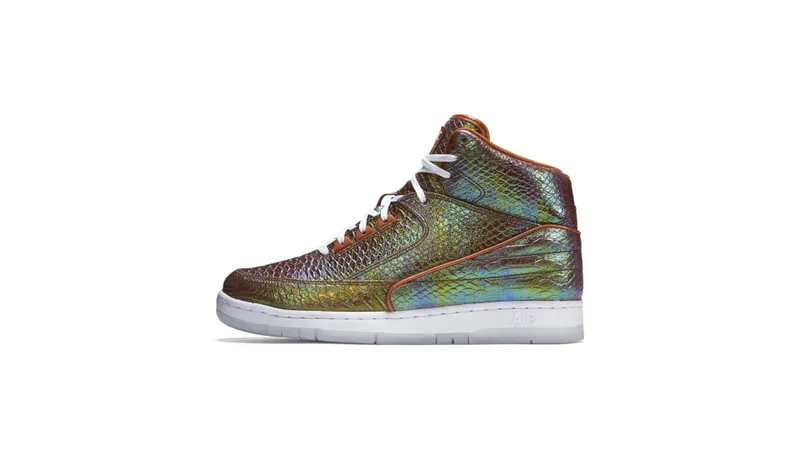 Nike  Air Python Iridescent Tawny/Metallic Tawny (705066-202)