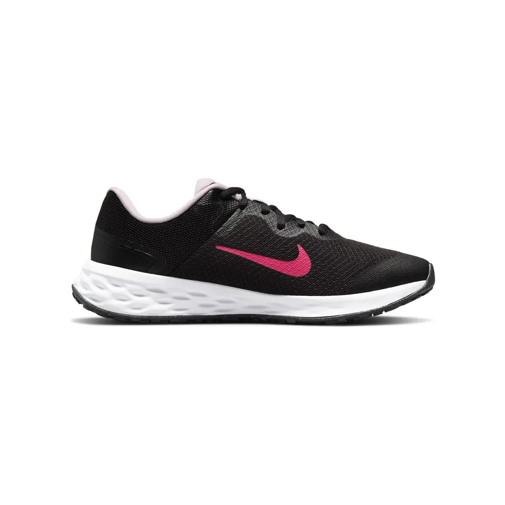 Nike Revolution 6 Older Kids’ Road Running Black 50% Sustainable Materials (DD1096-007)