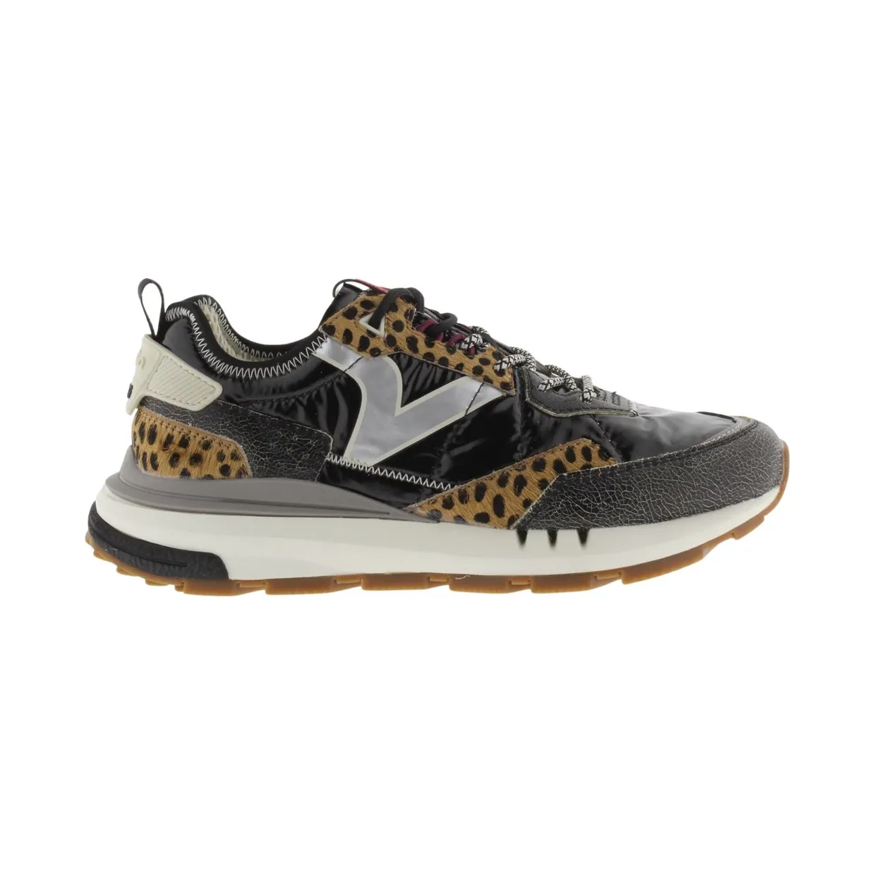 victoria-sneaker 8811103-10