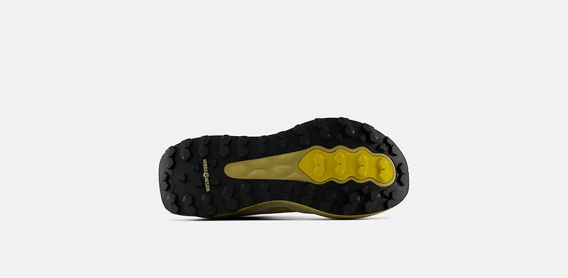NEW BALANCE Garoé V2 “QUICKSAND / MARS YELLOW” (WGARO1SK)