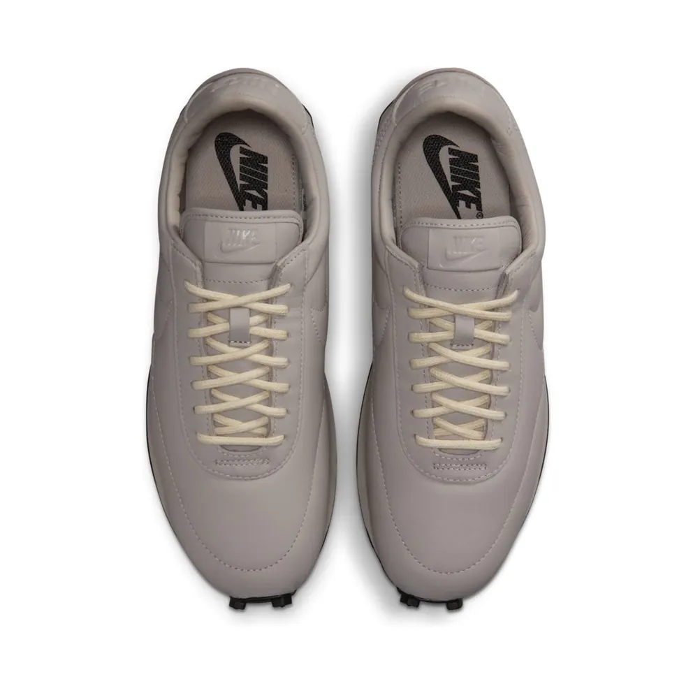 Nike Daybreak – “Moon Particle” (IO4865-020)