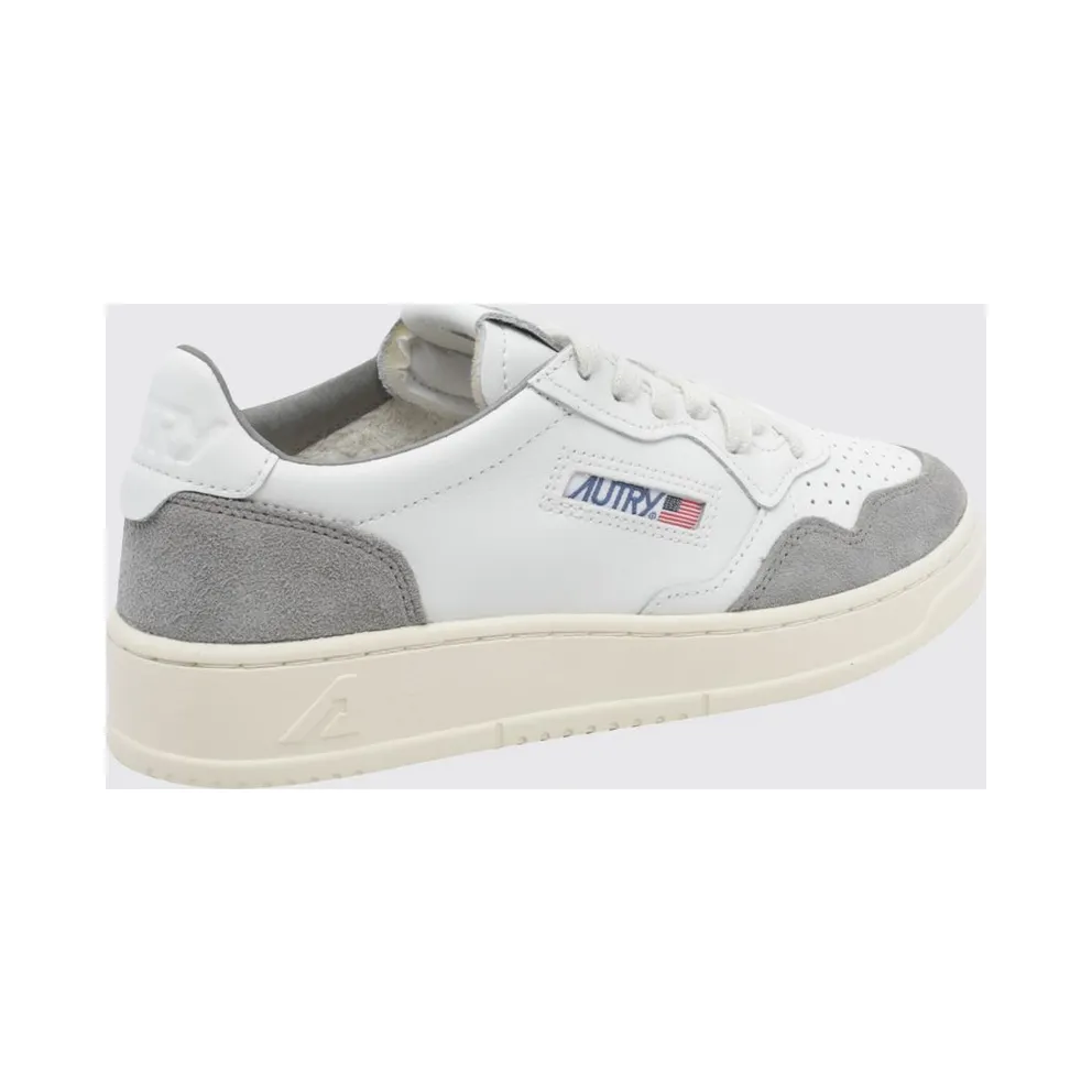 Autry Medalist Low Bicolor Leather with Perforated Toe Ivory (AULWFT15)