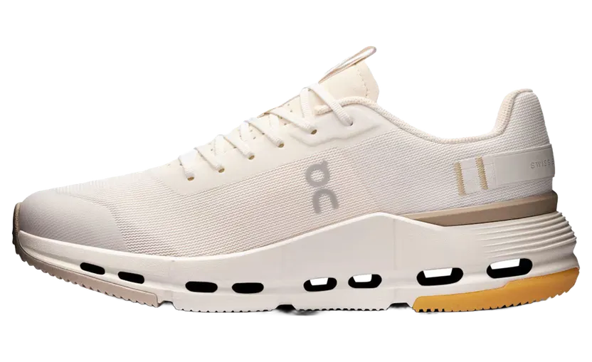 On Running Cloudnova Form 2 “Ivory Desert” (3WE30174804)