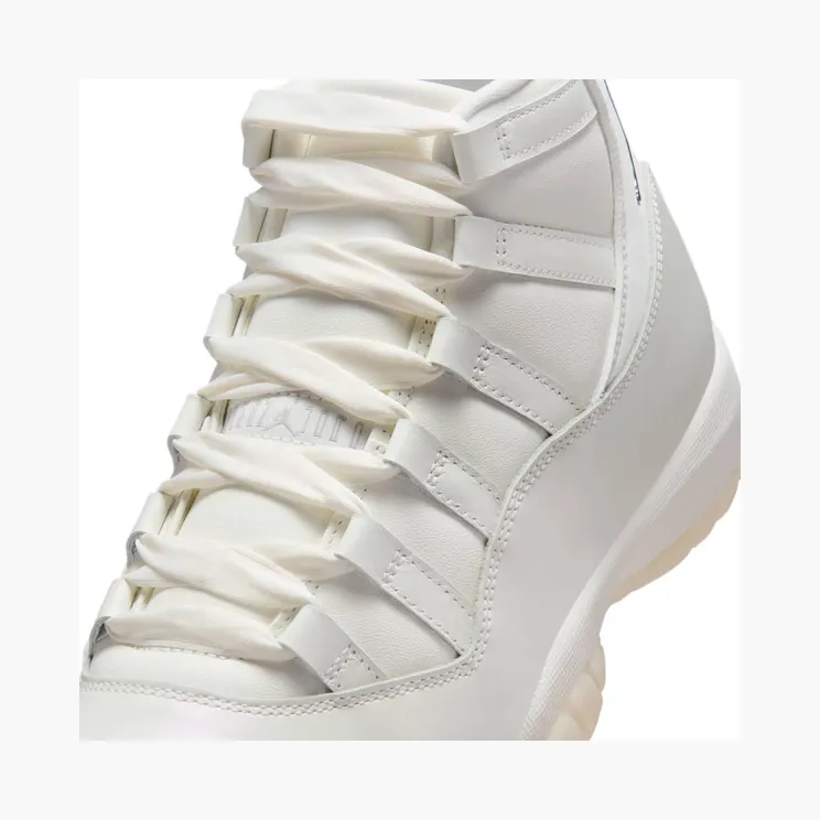 air-jordan-11 AR0715-110
