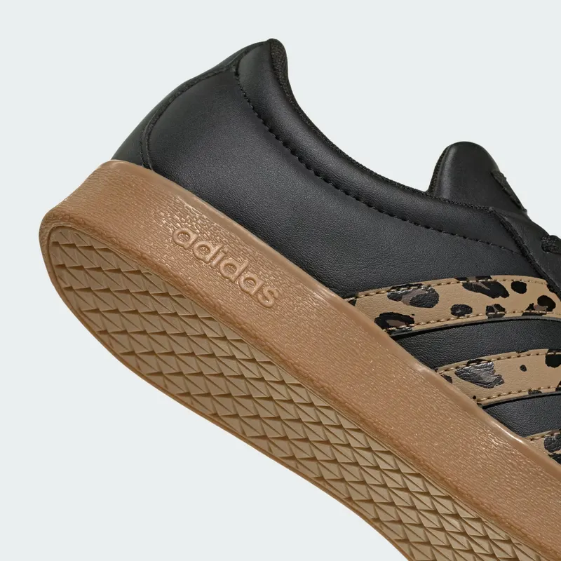 adidas-court LA4324