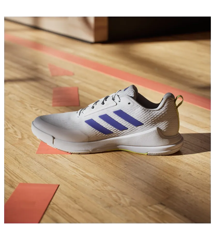adidas-novaflight KJ9635