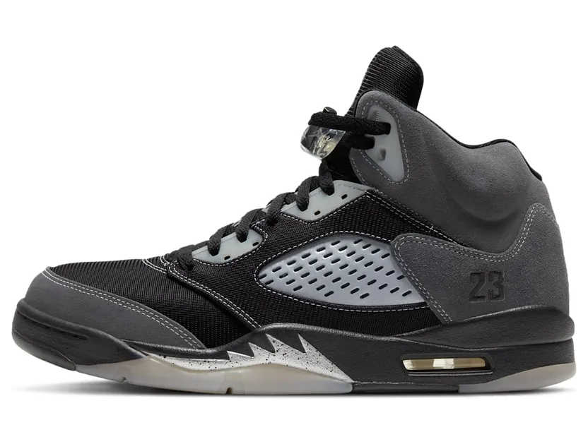 Air Jordan 5 “Anthracite” (DB0731-001): grijs op grijs, en verder je mond houden