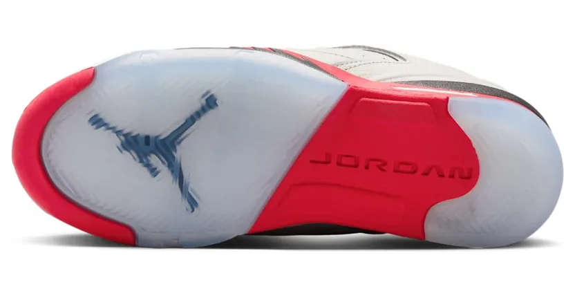 jordan-sneaker IO1866-100
