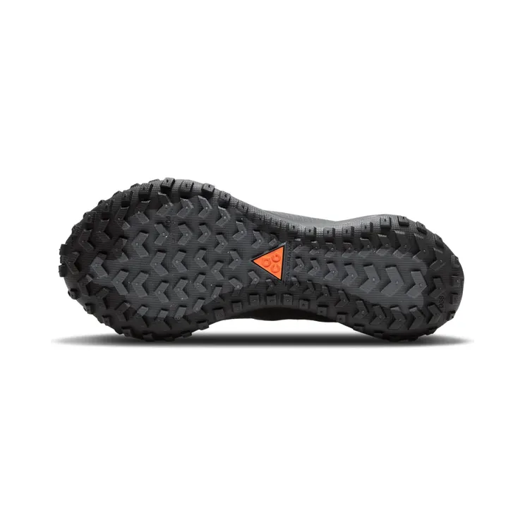nike-acg CT2904-002