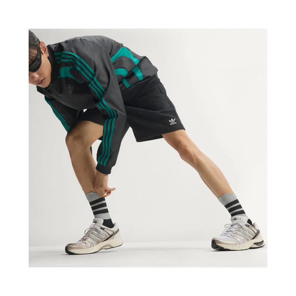 Adidas ADISTAR CONTROL 5 Shoes Cloud White / Orbit Grey / Champagne Met. (KI4470)
