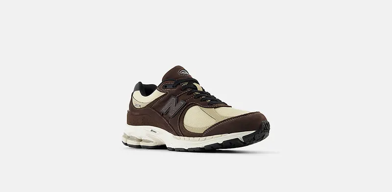 New Balance 2002R “Black Coffee” (M2002RXQ)