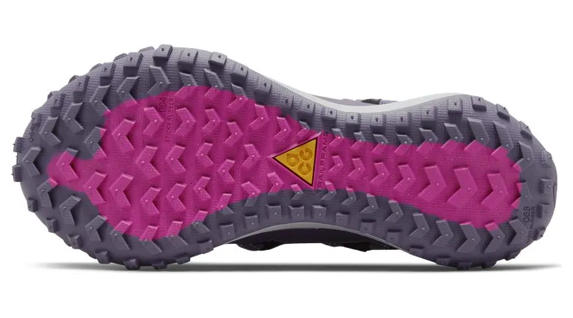 nike-canyon DQ1979-500