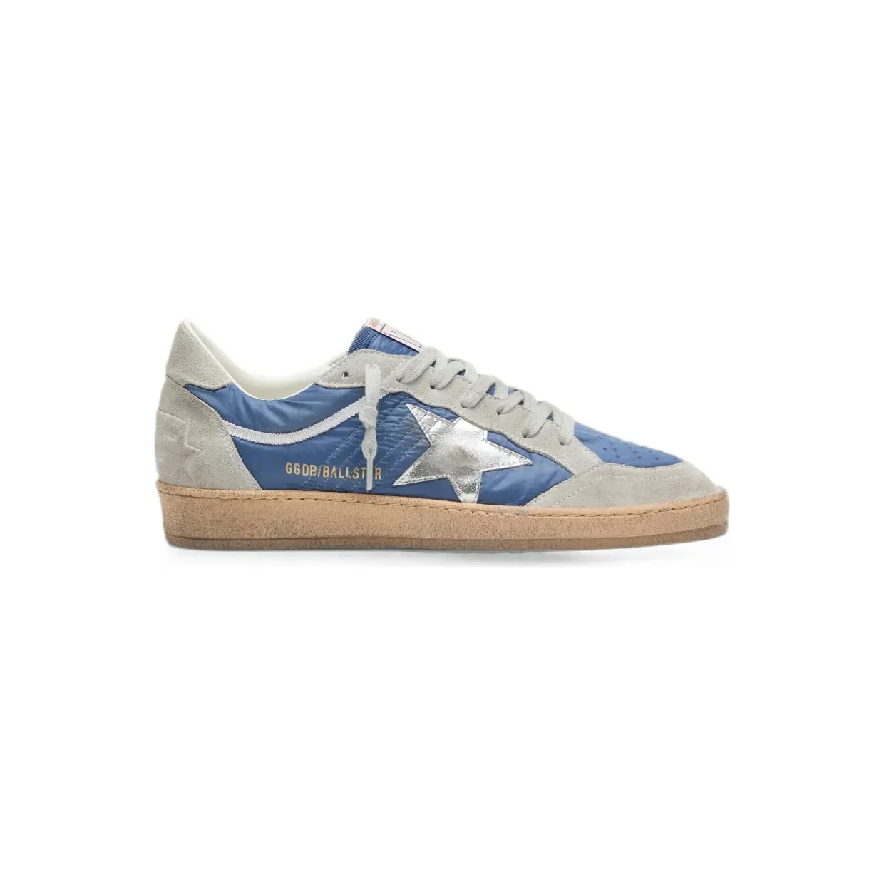 Golden Goose Ball Star aus denim-blauem Nylon mit hellgrauen Wildledereinsätzen und silberfarbenem Lederstern (GMF00117F008584)