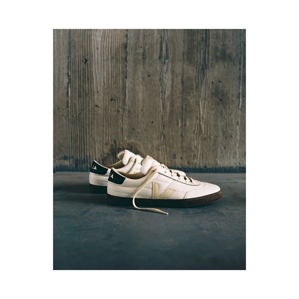 Veja Panenka White (FU2020896B)