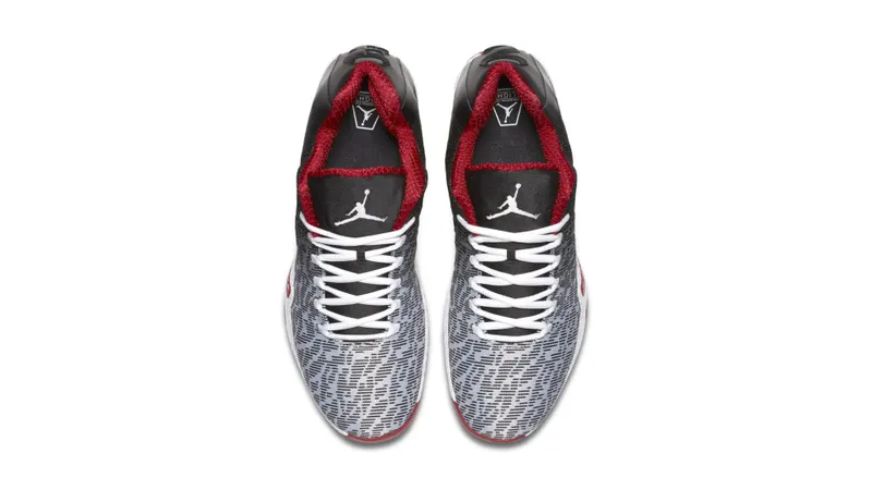 Jordan XX9 Low Bulls White/Gym Red-Black (828051-101)