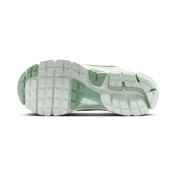 nike-air-zoom IV4311-300
