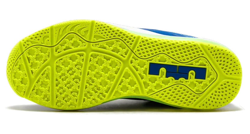 nike-lebron-11 642849-471