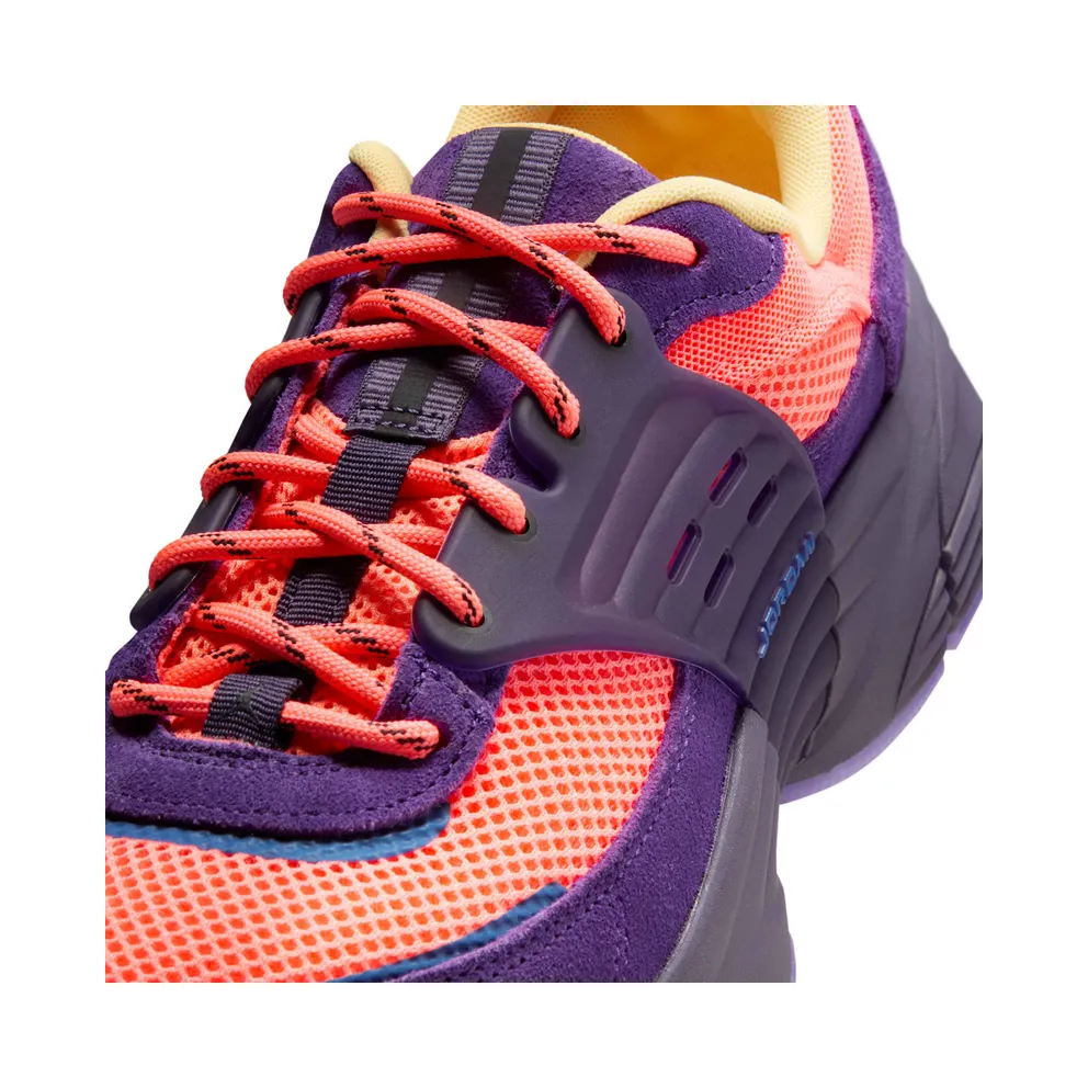 Jordan Trunner O/S SP “Birght Mango Eggplant” (IQ5649-800)
