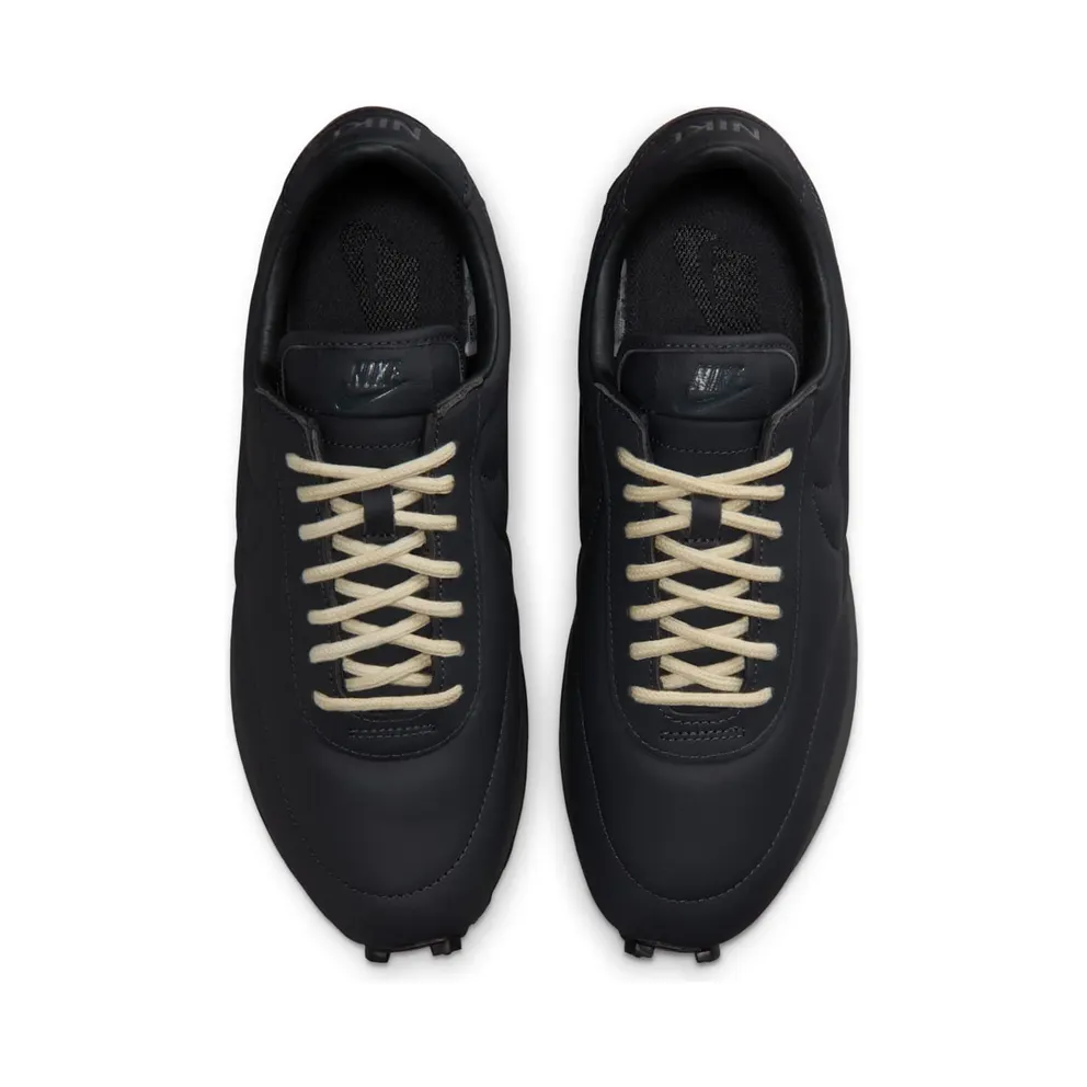 Nike Daybreak “Anthracite / Light Bone” (IO4865-200)