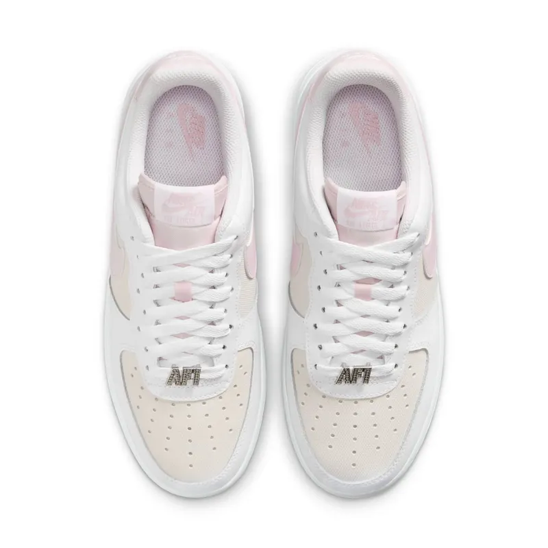 Nike Air Force 1 white/bleached lilac metallic silver (IV4721-100)