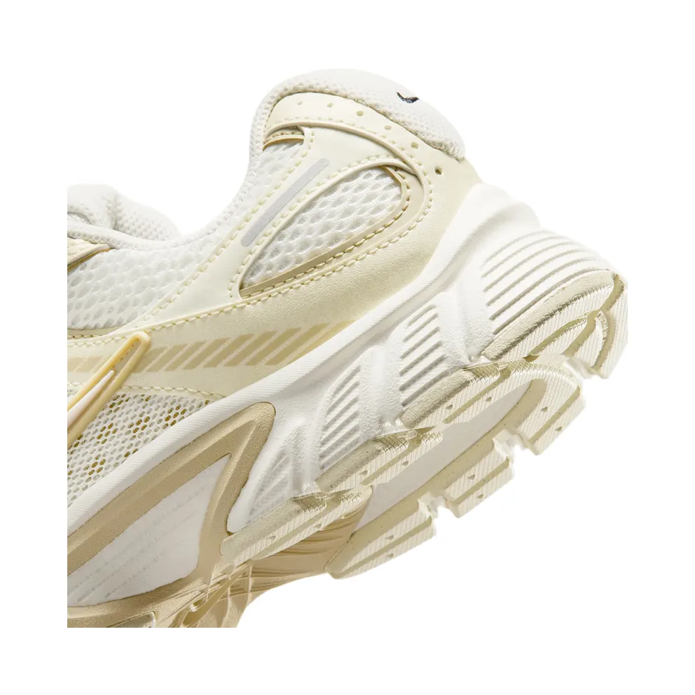 Nike V5 RNR Coconut Milk/Sail/Black/Coconut Milk (IO0464-101)
