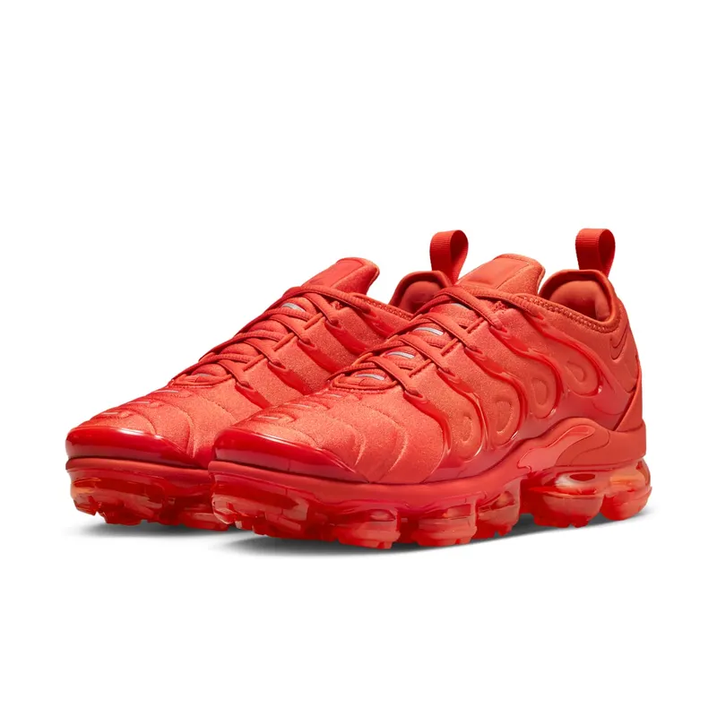 Nike AIR VAPORMAX PLUS “Triple Orange” (DZ4440-800)