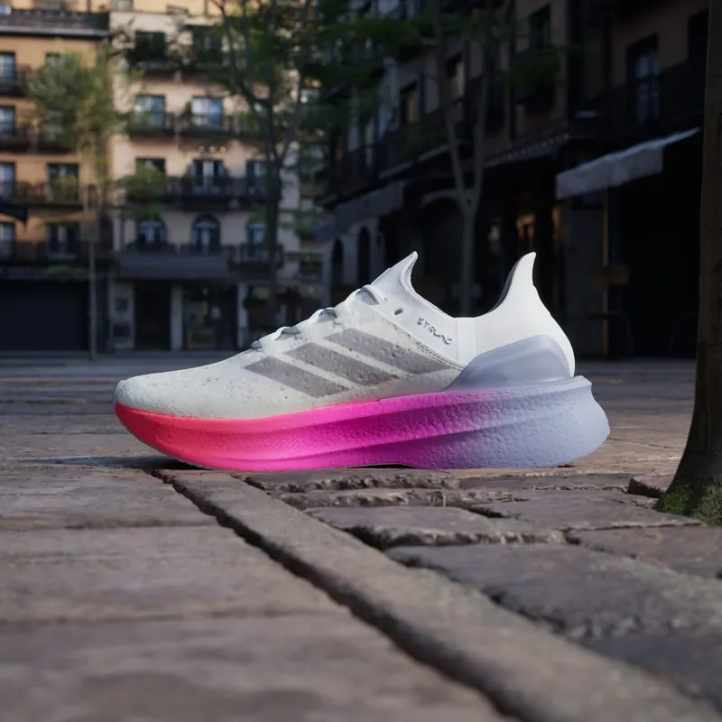 Adidas Ultraboost 5 Strung Cloud White / Glory Grey / Lucid Red (JQ2935)