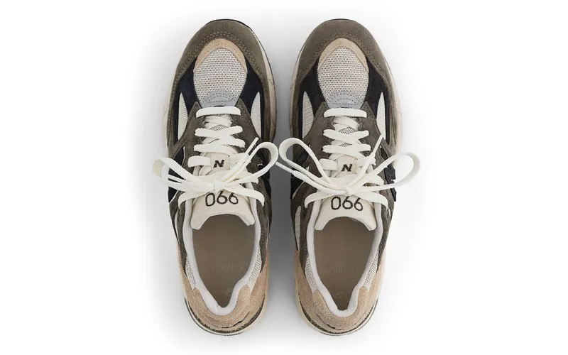 New Balance 990v2 MiUSA Grey Tan (M990GB2)