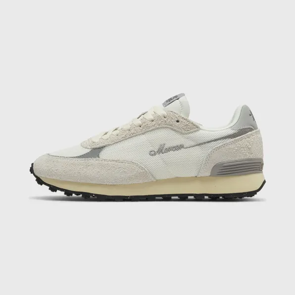Mercer The Re-Racer Beige