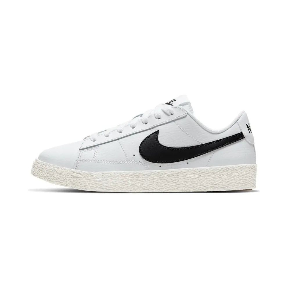 Nike Blazer Low Weiß (CZ7106-101)