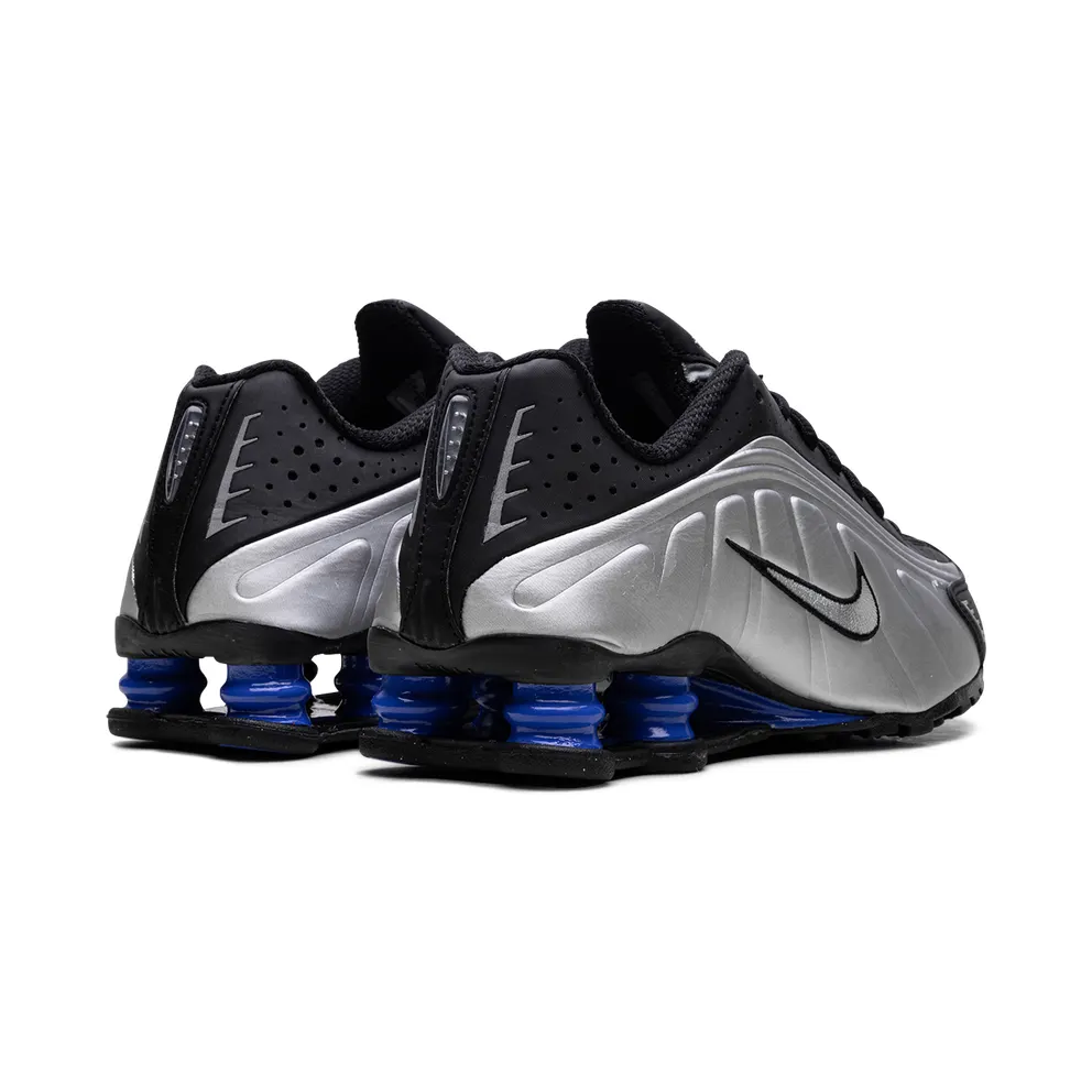 Nike Shox R4 “Metallic Silver Black Racer Blue” (AR3565-006)